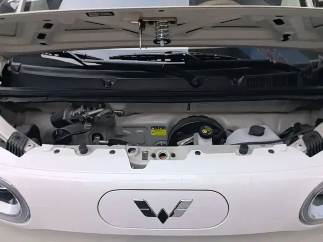Wuling Hongguang Mini EV — Фото автомобиля 19