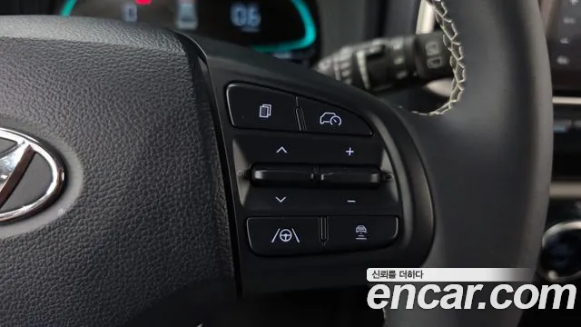 Hyundai Venue — Фото автомобиля 28
