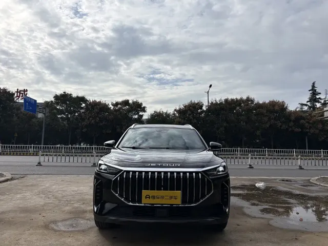 Jetour X70 Plus — Фото автомобиля 7