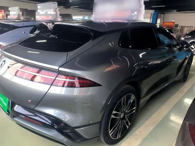 Denza Z9GT — Фото автомобиля 6