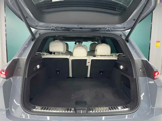 Li Auto L7 — Фото автомобиля 7