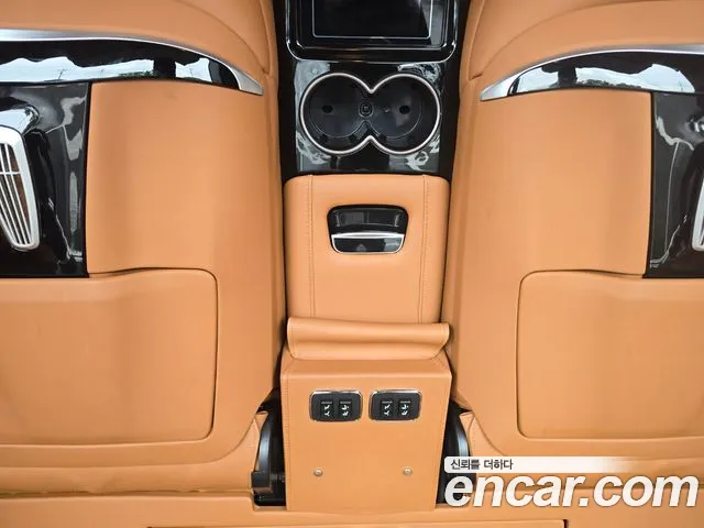 Mercedes-Benz V-Class — Фото автомобиля 18
