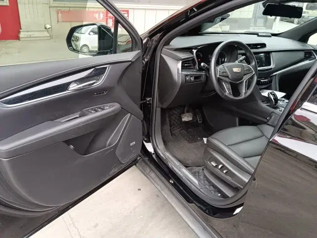 Cadillac XT5 — Фото автомобиля 17