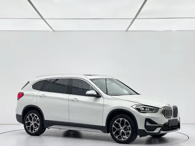 BMW X1 — Фото автомобиля 3