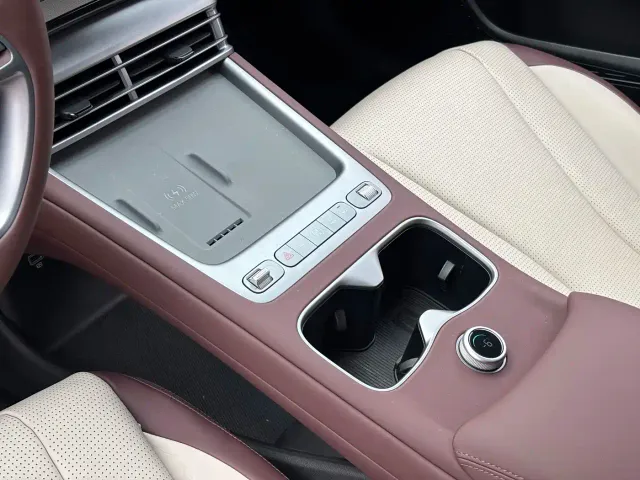 BYD Seal 07 DM-i — Фото автомобиля 17