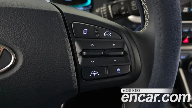 Hyundai Venue — Фото автомобиля 17