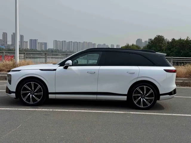 Xpeng G9 — Фото автомобиля 7