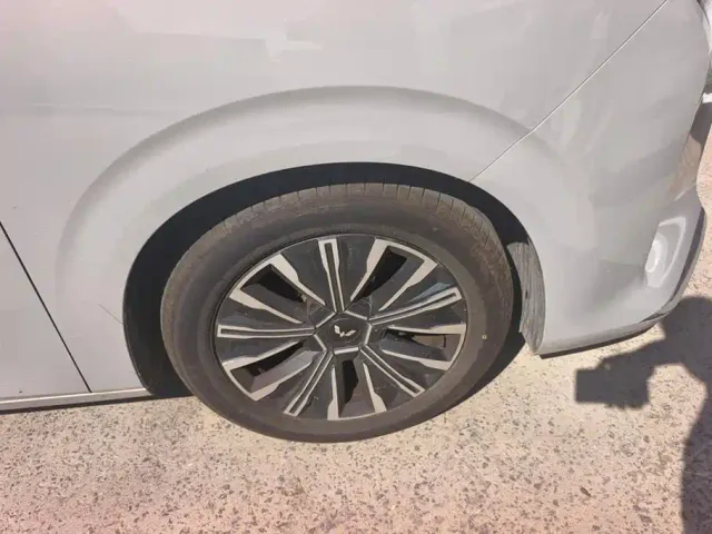 Wuling Starlight 730 — Фото автомобиля 6