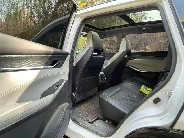 Changan CS75 Plus — Фото автомобиля 9