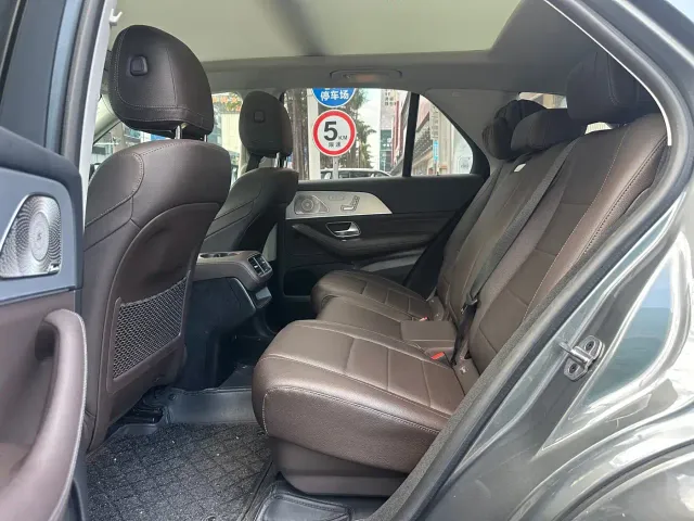 Mercedes-Benz GLE-Class — Фото автомобиля 7