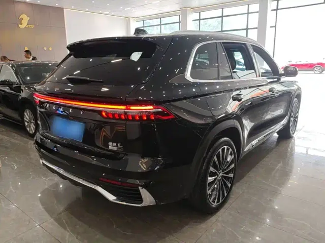 Geely Xingyue L — Фото автомобиля 6