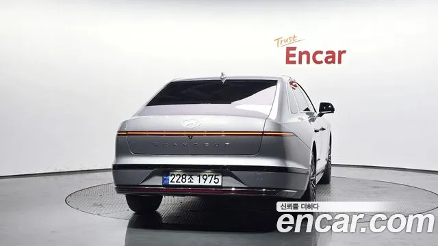 Hyundai Grandeur — Фото автомобиля 4