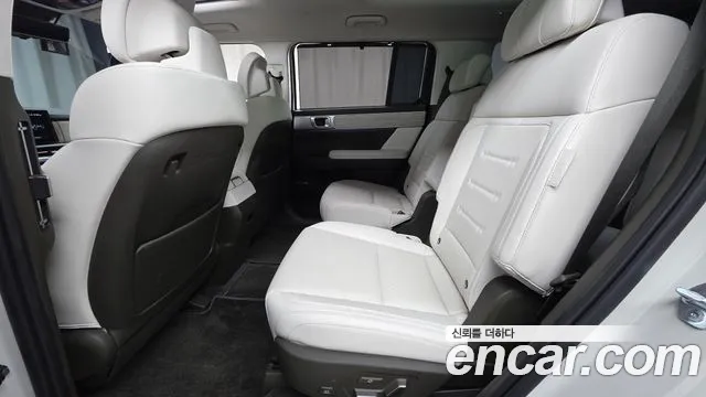 Hyundai Santa Fe MX5 — Фото автомобиля 12