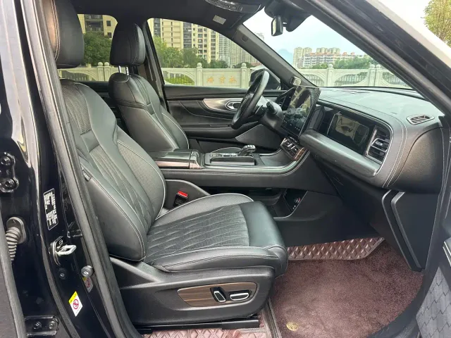 GAC Trumpchi GS8 — Фото автомобиля 14