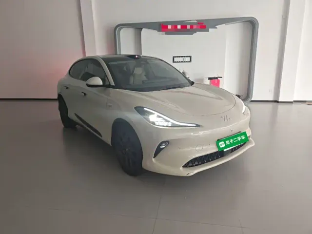IM Motors LS6 — Фото автомобиля 3