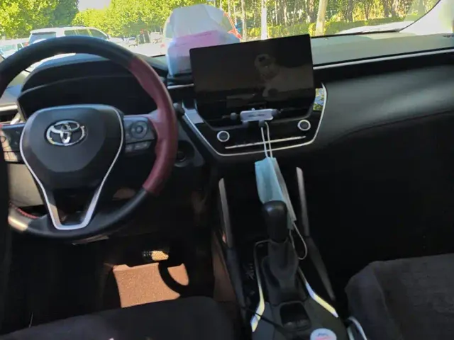Toyota Frontlander — Фото автомобиля 12