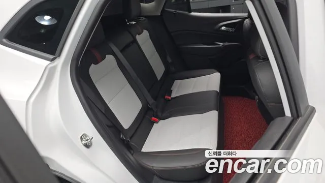 ChevroletGMDaewoo Trax Trax Кроссовер 1.2 Red Line — Фото автомобиля 12