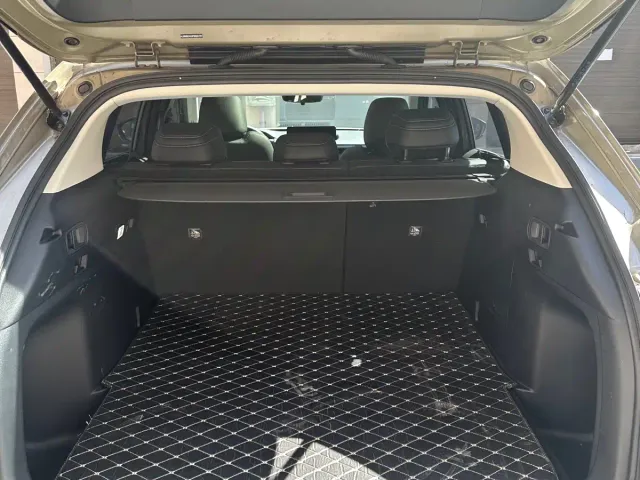 Mazda CX-50 Xingye — Фото автомобиля 10