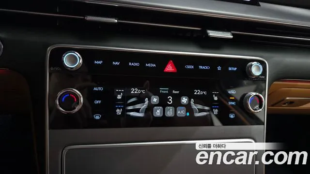 Genesis GV80 — Фото автомобиля 19