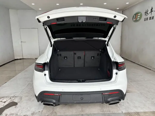 Porsche Macan — Фото автомобиля 29