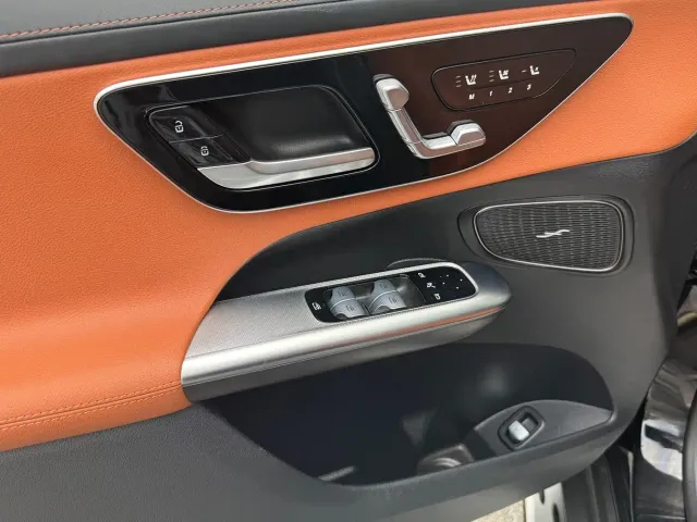 Mercedes-Benz GLC-Class — Фото автомобиля 14