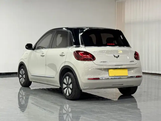Wuling Bingo — Фото автомобиля 3