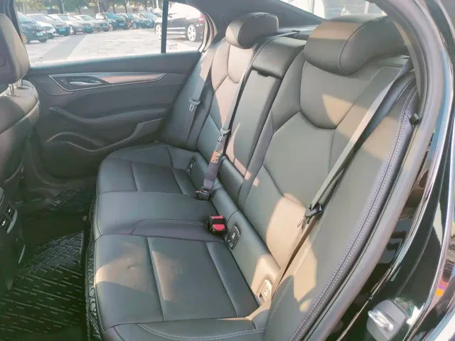 Cadillac CT5 — Фото автомобиля 26