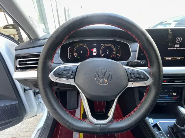 Volkswagen Lavida — Фото автомобиля 13
