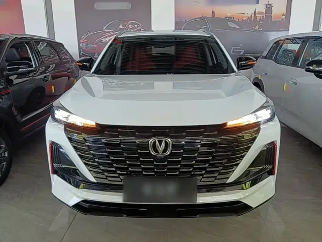 Changan CS55 Plus — Фото автомобиля 2