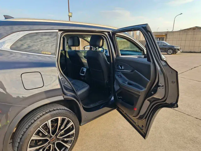Exeed Exeed Lingyun 2023 400T 2WD Star Premium Edition — Фото автомобиля 18