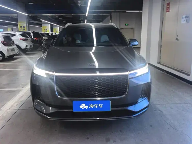 Li Auto ONE — Фото автомобиля 2