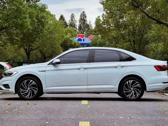Volkswagen Sagitar — Фото автомобиля 8