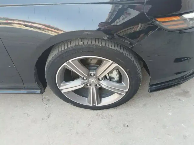 Honda Accord — Фото автомобиля 5
