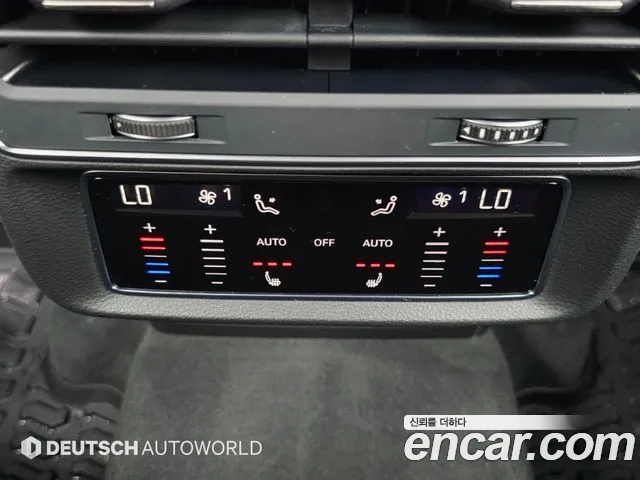 Audi Q8 55 TFSI quattro Premium — Фото автомобиля 16