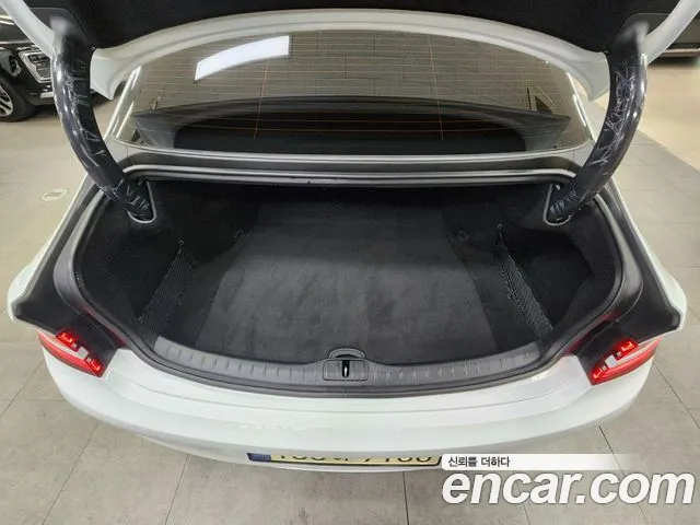Genesis G80 Бензин 2.5 турбо 2WD — Фото автомобиля 19