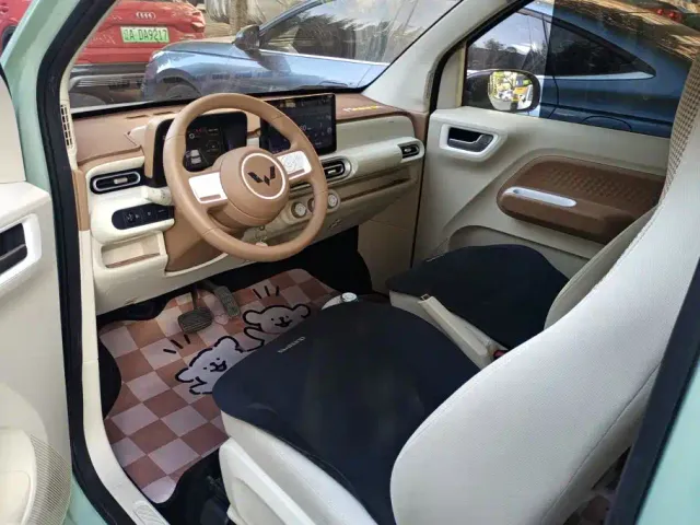 Wuling Hongguang Mini EV — Фото автомобиля 9