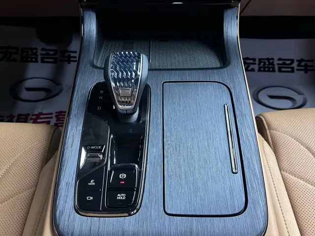 GAC Trumpchi ES9 — Фото автомобиля 24