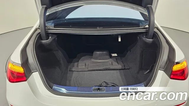 Mercedes-Benz S-Class — Фото автомобиля 29