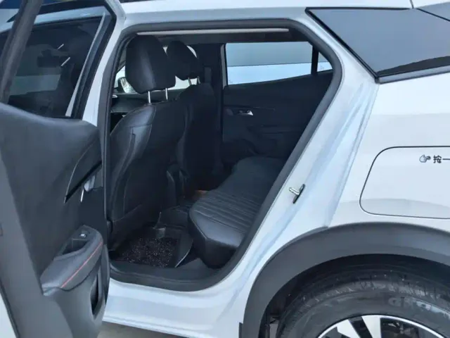 Peugeot 2008 — Фото автомобиля 11