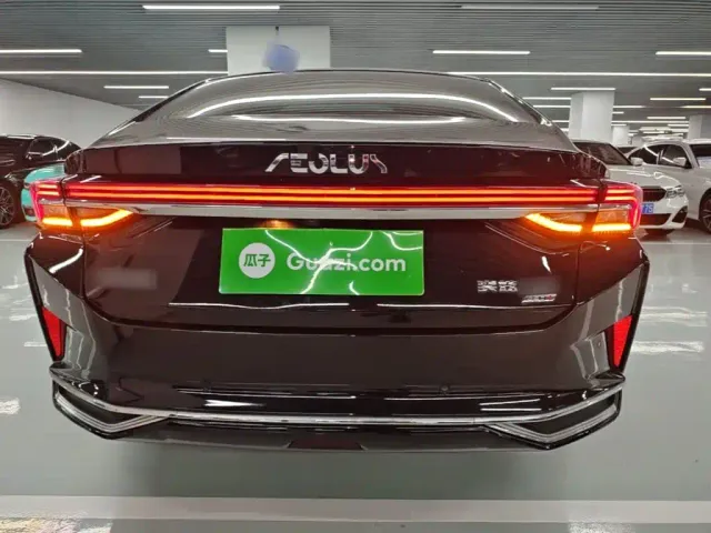 Dongfeng Yixuan MAX — Фото автомобиля 5