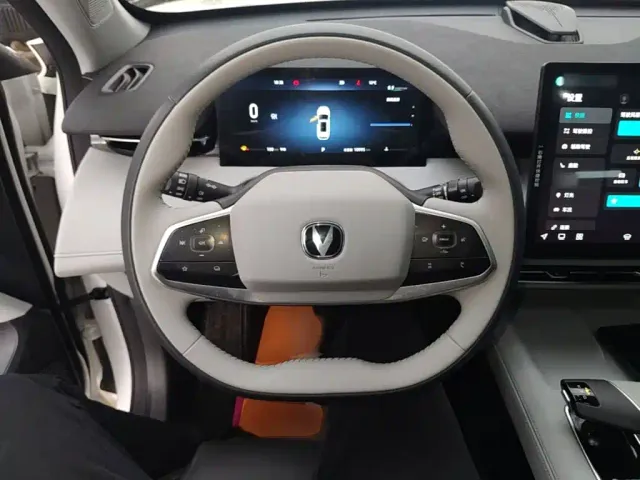 Changan UNI-Z — Фото автомобиля 10