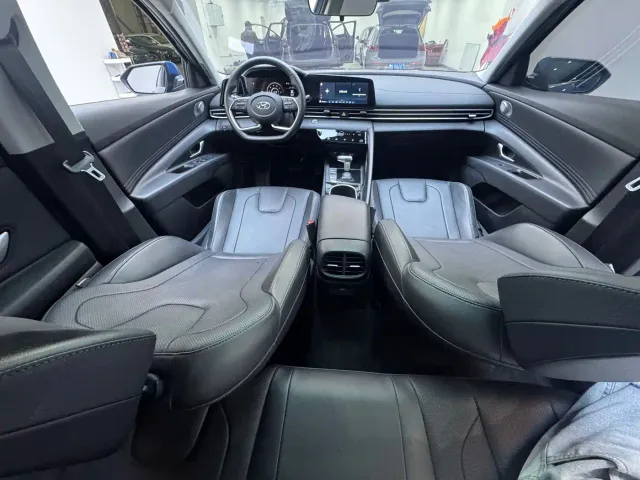 Hyundai Elantra — Фото автомобиля 9