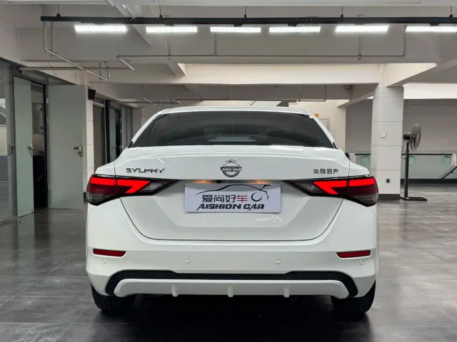 Nissan Sylphy — Фото автомобиля 6