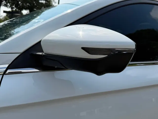 Geely Emgrand — Фото автомобиля 21