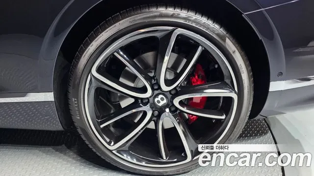 Bentley Continental — Фото автомобиля 21