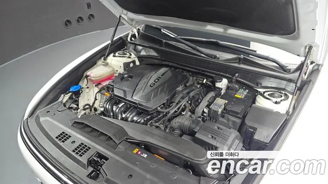 Hyundai Grandeur GN7 — Фото автомобиля 9