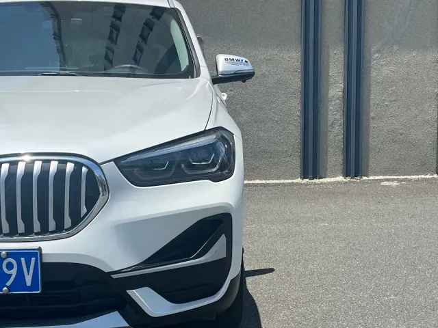 BMW X1 — Фото автомобиля 8
