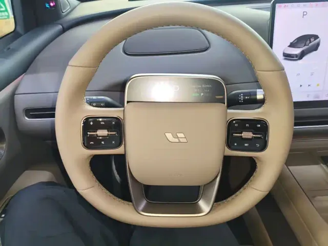 Li Auto i6 — Фото автомобиля 10