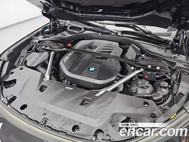 BMW 7 Series G70 — Фото автомобиля 5