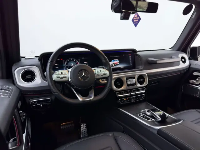 Mercedes-Benz G-Class — Фото автомобиля 18